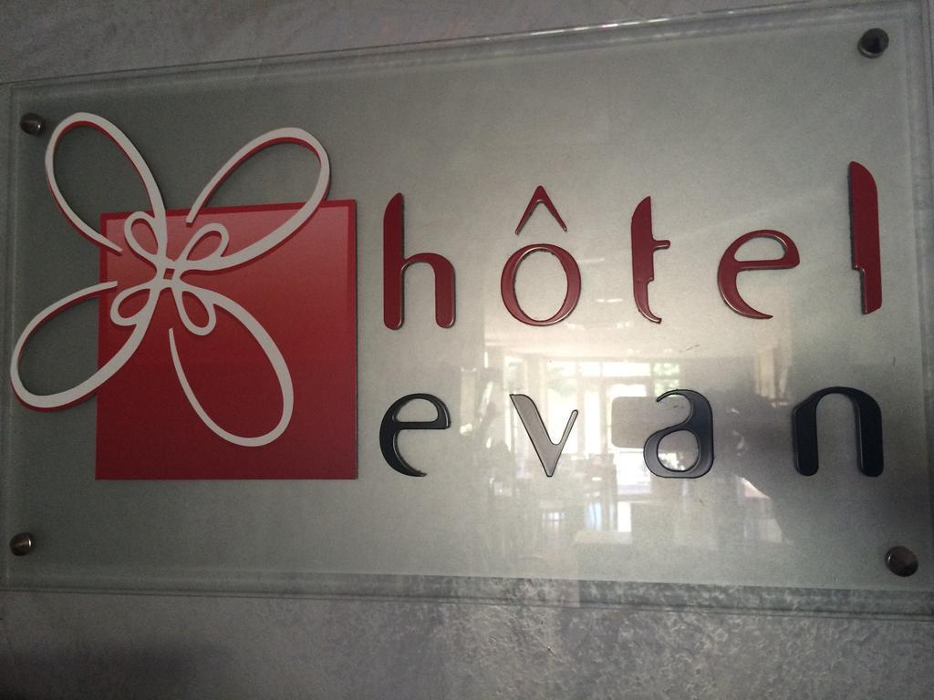 Hotel Evan Lempdes sur Allagnon Eksteriør billede